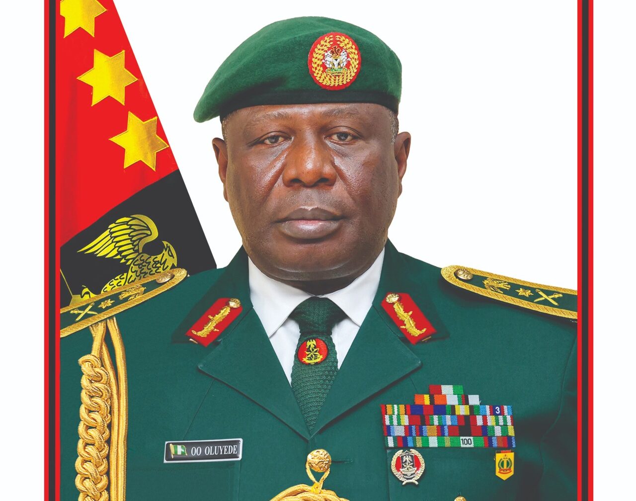 Take Ownership Of Security Against Terrorists, CDS Tells Borno, Yobe Residents https://leadership.ng/take-ownership-of-security-against-terrorists-cds-tells-borno-yobe-residents/?utm_source 